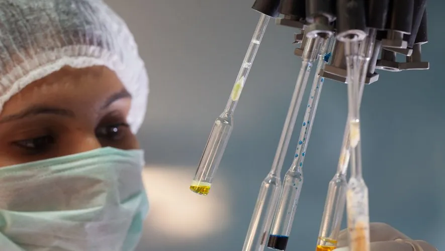 Les autorités russes ont indiqué "qu’aucun incident de biosécurité n’était survenu au laboratoire, contrairement aux informations relayées par les médias, et qu’aucun autre cas de pneumonie sévère lié à ce cas n’avait été signalé".